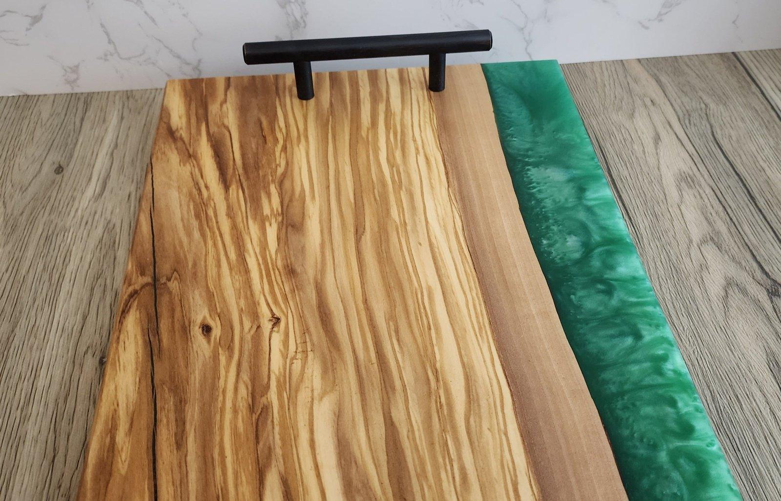 Consig - Green Epoxy Olive Charcuterie Boards/Serving Board with Handles