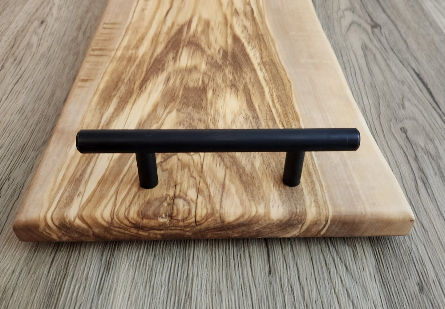 Olive Wood with Handle Hardwood Cutting Board - Creative Spruce Woodworking