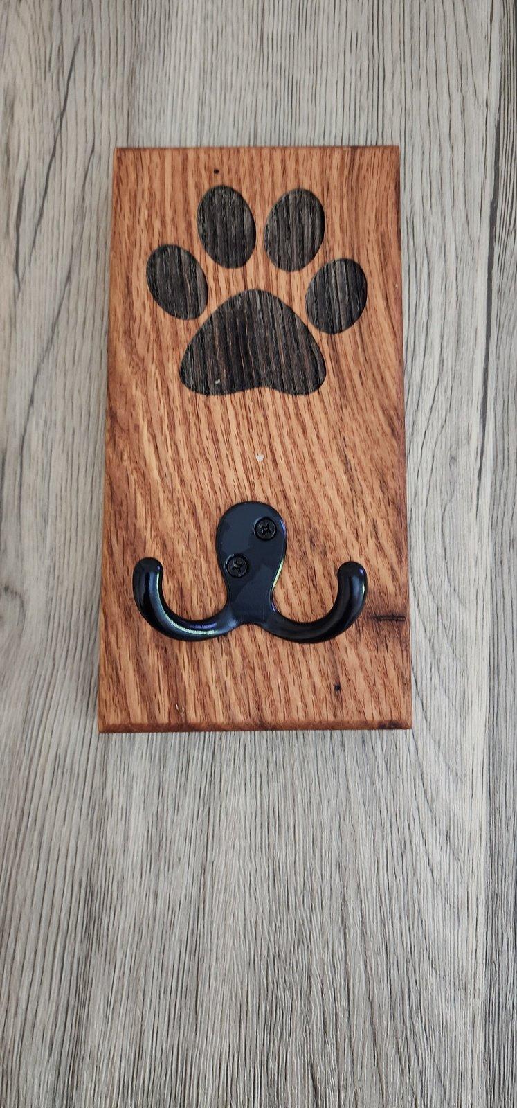 Red Oak Wall Mount Dog Paw Leash Holder